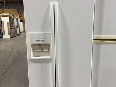 BIG DEALS NOW! WHIRLPOOL SIDE BY SIDE FRIDGE