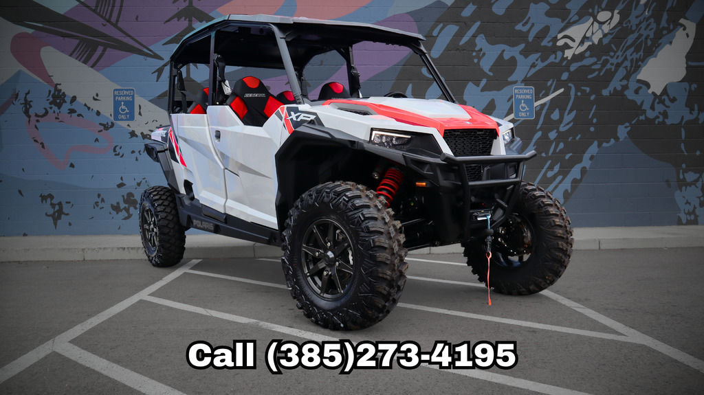 2025 Polaris® General XP 4 1000 Sport