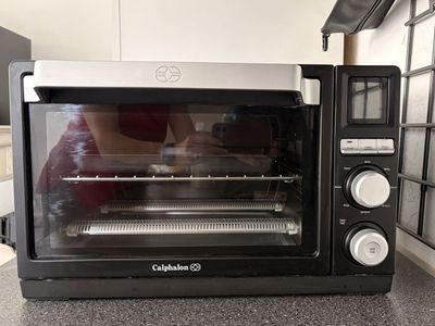 Calphalon Performance Toaster Oven - Almost New – $100 (Holladay)