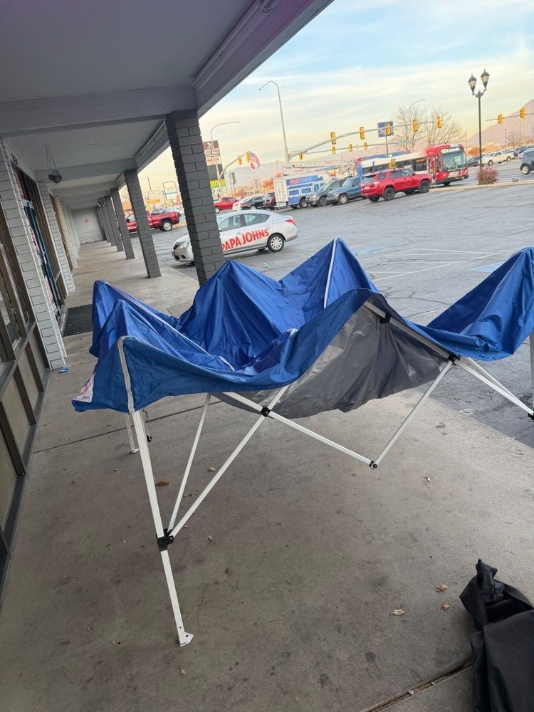 EZ-UP SIERRA 2 POP UP CAMPING SHADE TENT