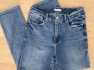 Good American Distressed Blue Jeans