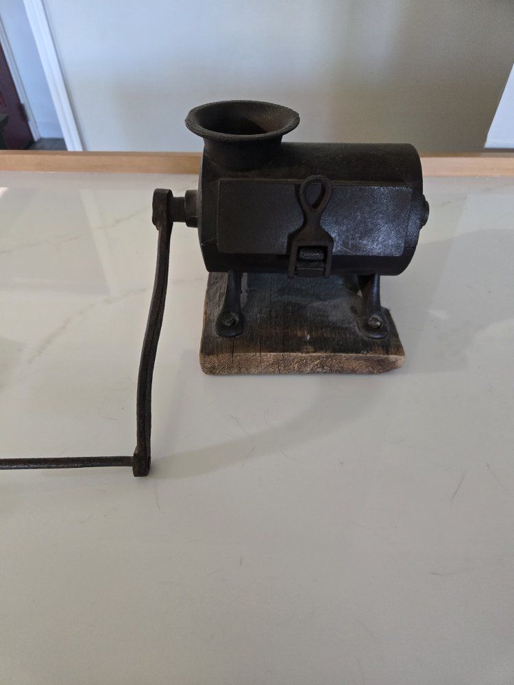 Antique Tobacco Shredder/Grinder