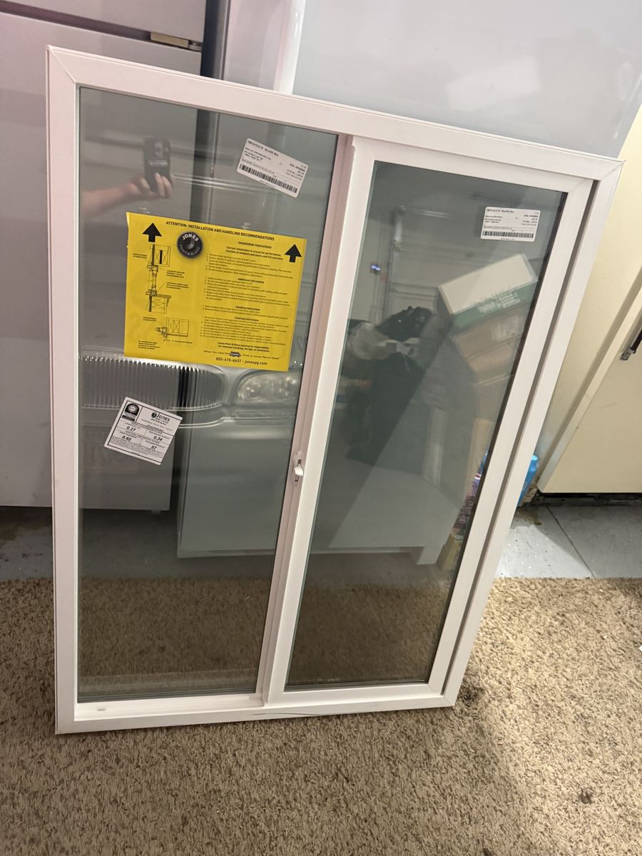 10 Brand New Jones Paint & Glass Sliding Patio Doors!