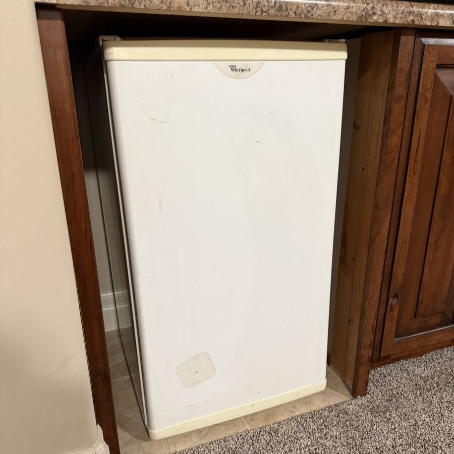 Whirlpool Mini Fridge