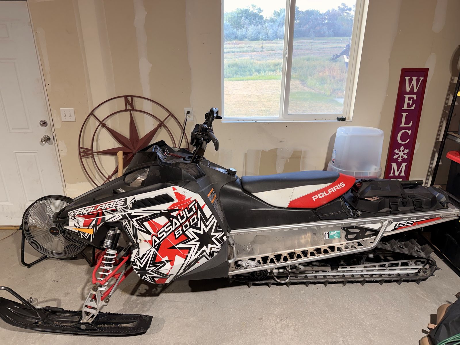 2013 Polaris Assault 800 155 Snowmobile