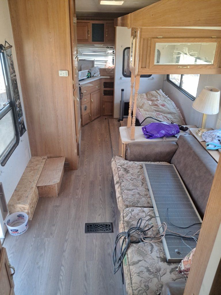 Main image 6