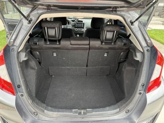 Main image 7