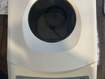 Black & Decker All-In-One Automatic Breadmaker White like New Cond