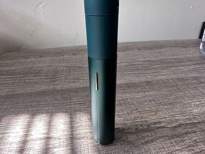 Puffco Pivot in Pine