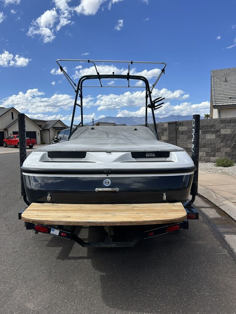 2000 Toyota Epic Boat REDUCED