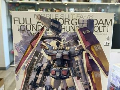 Brand new MG 1/100 Gundam Thunderbolt- Full Armor Gundam