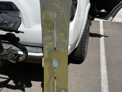 BRAND NEW BURTON SNOWBOARD FAMILY TREE HOMETOWN HERO 160W
