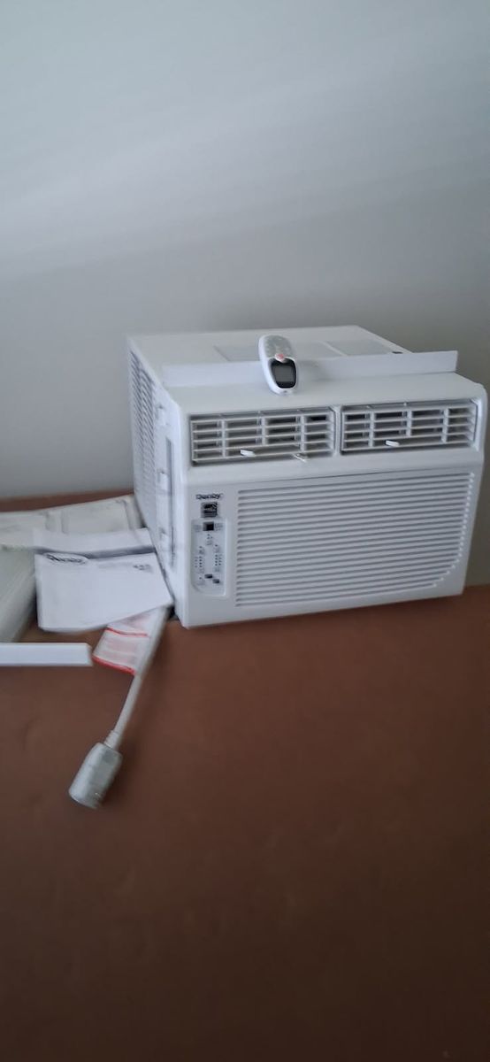 Window Mount Air Conditioner