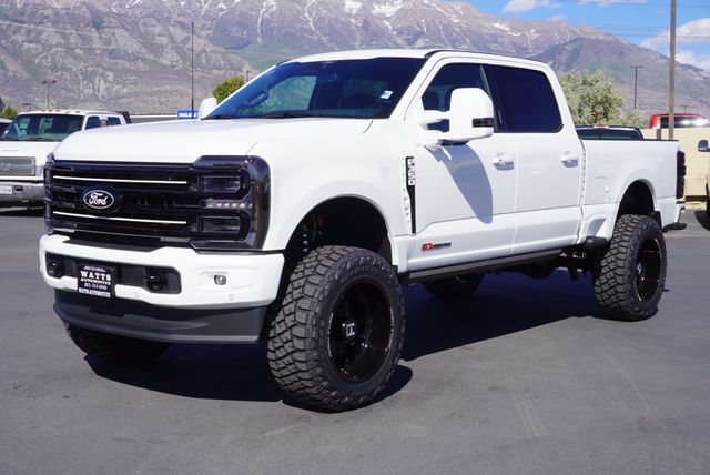 2026 Ford F-350 Super Duty Platinum