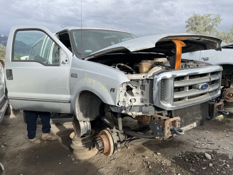 New Arrival - 2000 Ford F-250 Parts