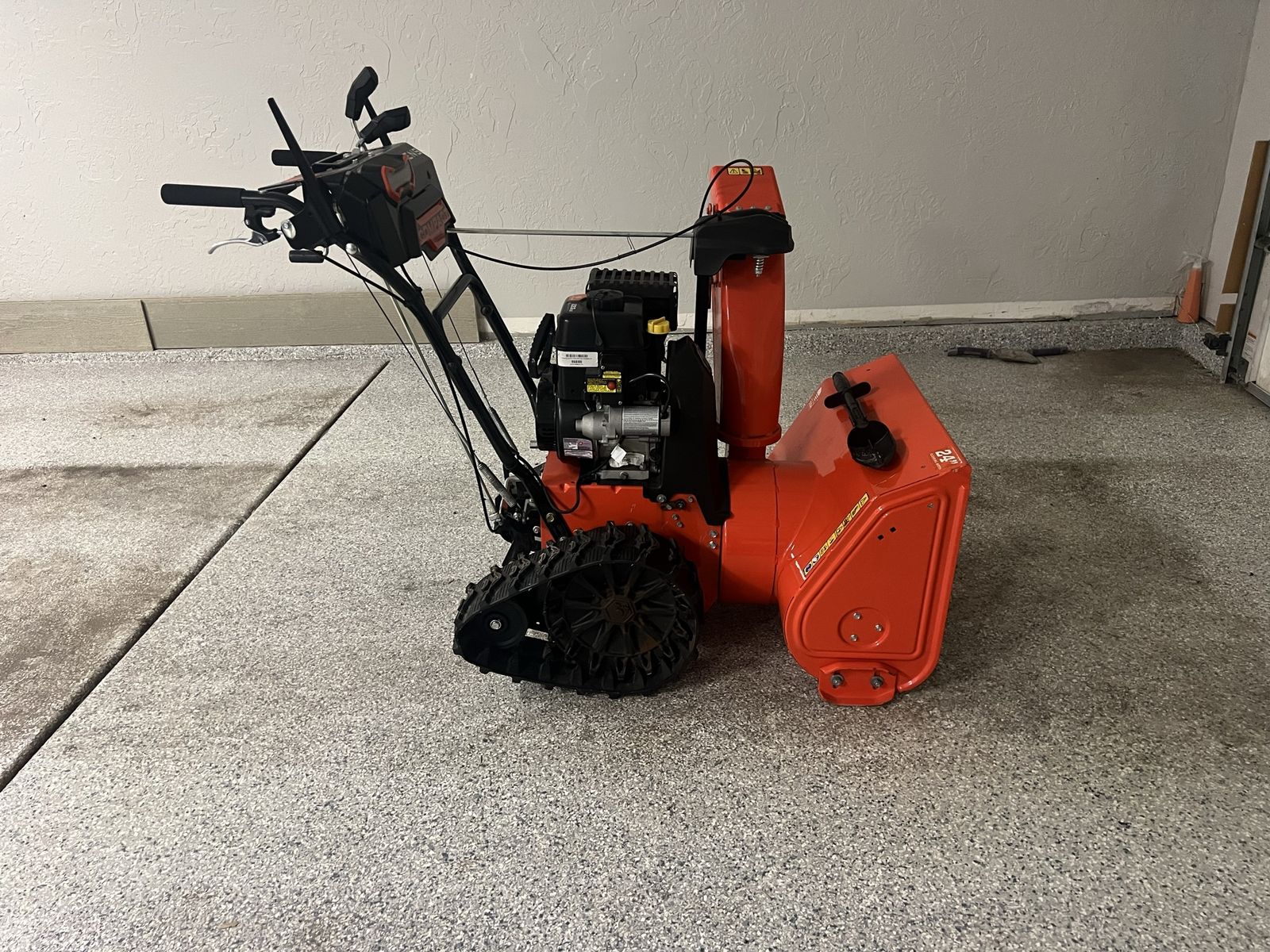 Ariens Compact Track-Drive 2-Stage Snowblower
