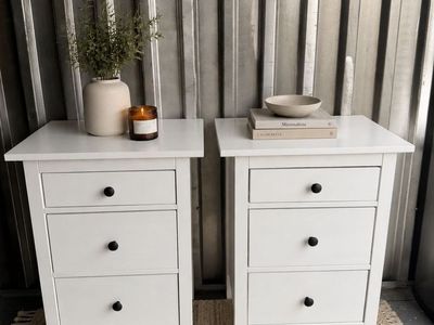 Set of 2 IKEA Hemnes White 3-Drawer Nightstand Pair - Classic Style, Excellent Condition