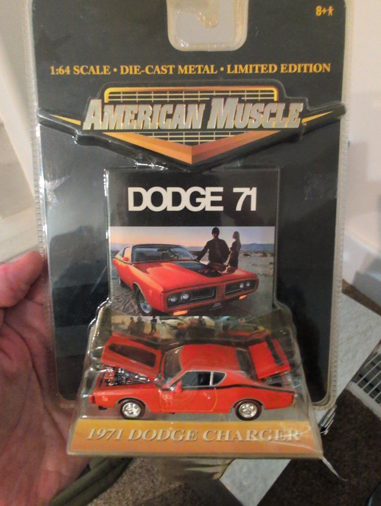 American Muscle 1971 Dodge Charger 1:64 Die-Cast Metal Limited Edition