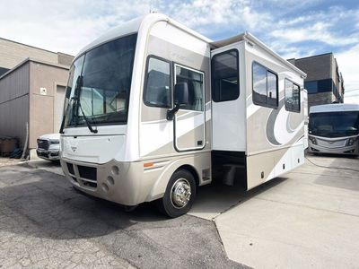 2006 Fleetwood Southwind 32VS with 2 Slides