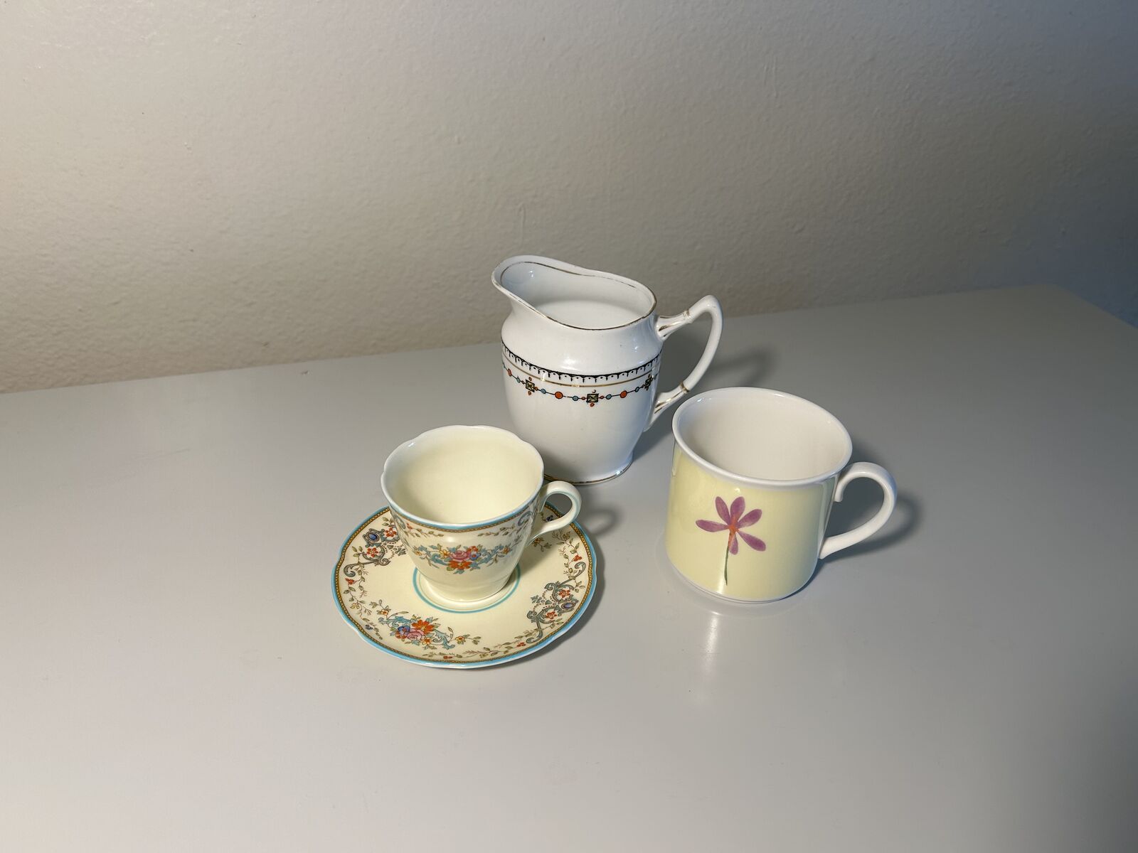 Antique dishware The Pembroke, Villeroy & Boch, Royal Albert