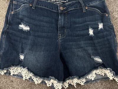 Maurices Shorts With Lace