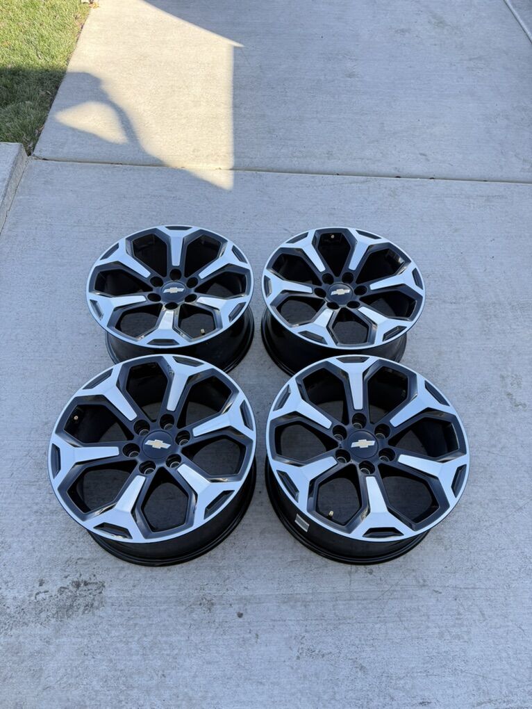 Chevy Silverado 1500 Tahoe Suburban Rims 20”