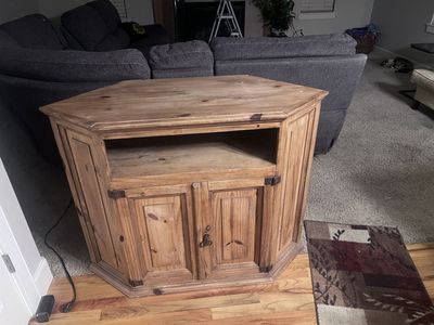 Rustic Pine Corner TV Stand Media Console Cabinet with Storage