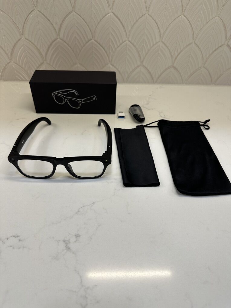 Smart Glasses with Camera Bluetooth (Brand New)