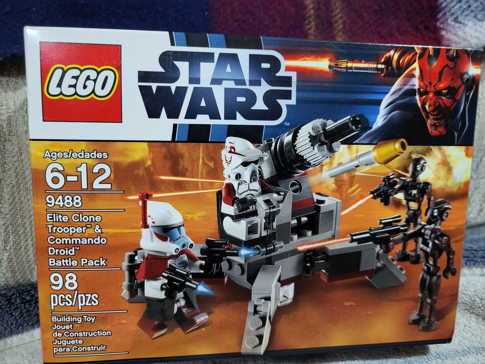 LEGO STAR WARS ELITE CLONE TROOPER AND COMMANDO DROID BATTLE PACK   2012 ISSUE