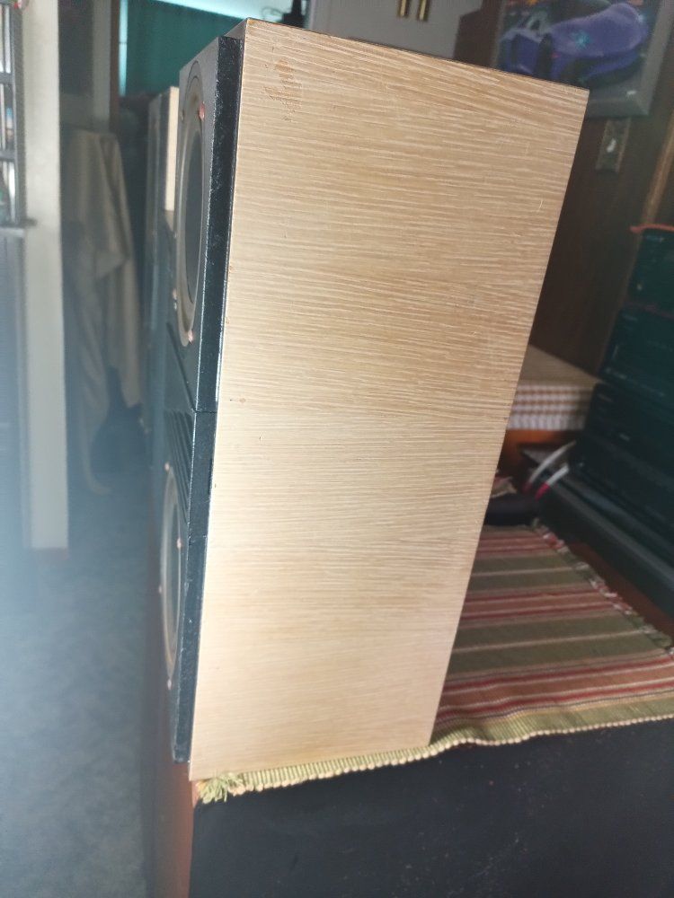 Main image 7
