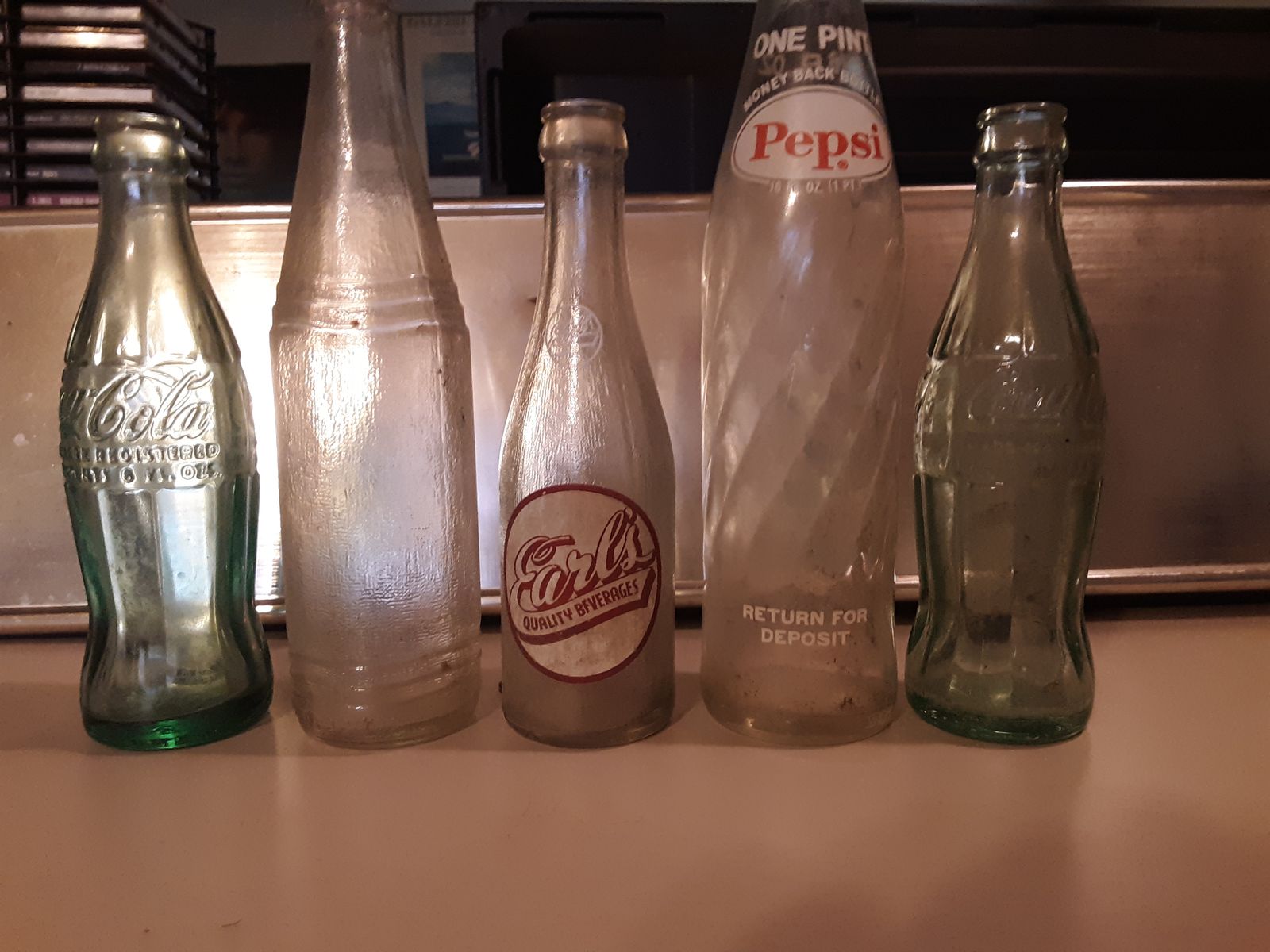 5 Old Bottles Coke Pepsi Hires Earls 1948-1973