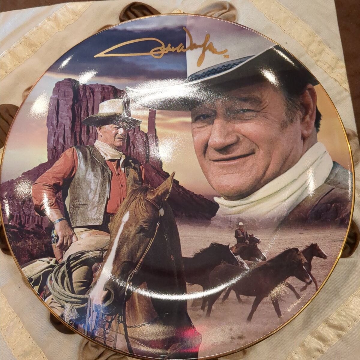 John Wayne collectors plate #4
