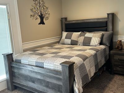 Queen bed