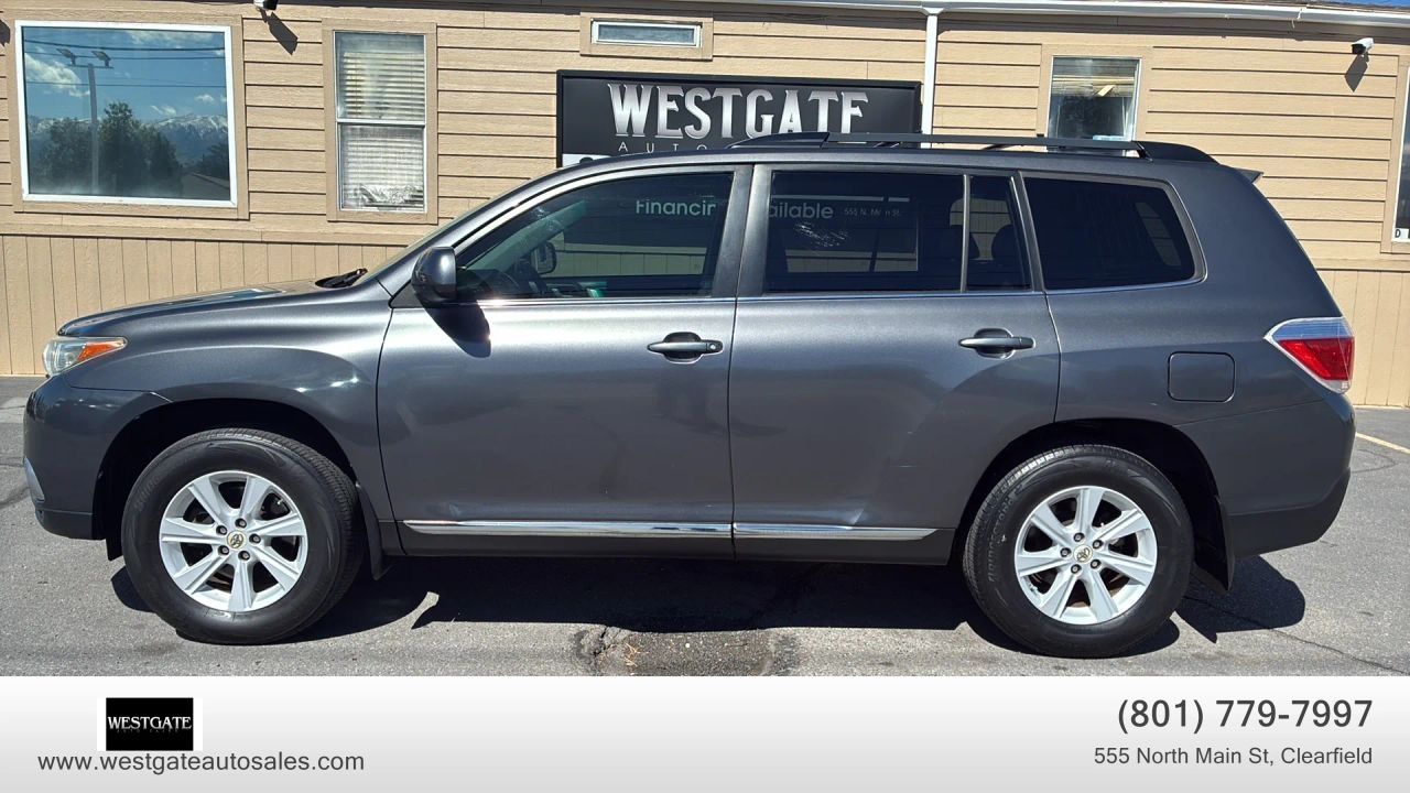 2012 Toyota Highlander SE