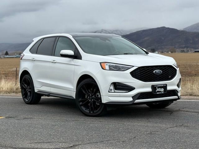 2022 Ford Edge ST