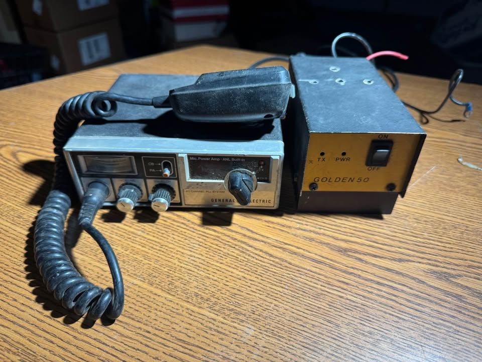 Vintage GE Golden 50 CB Radio – 40 Channel Mobile Transceiver w/ Mic