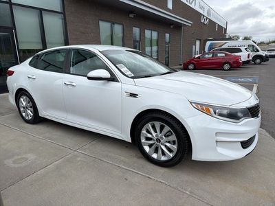 2017 KIA OPTIMA LX
