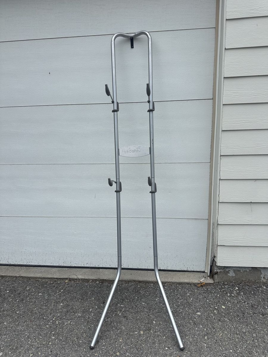 Delta 2-bike gravity storage rack - leans against wall