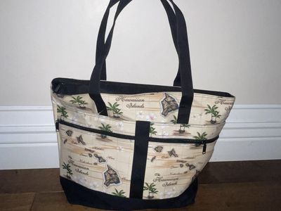 Hawaiian Islands Tote Bag