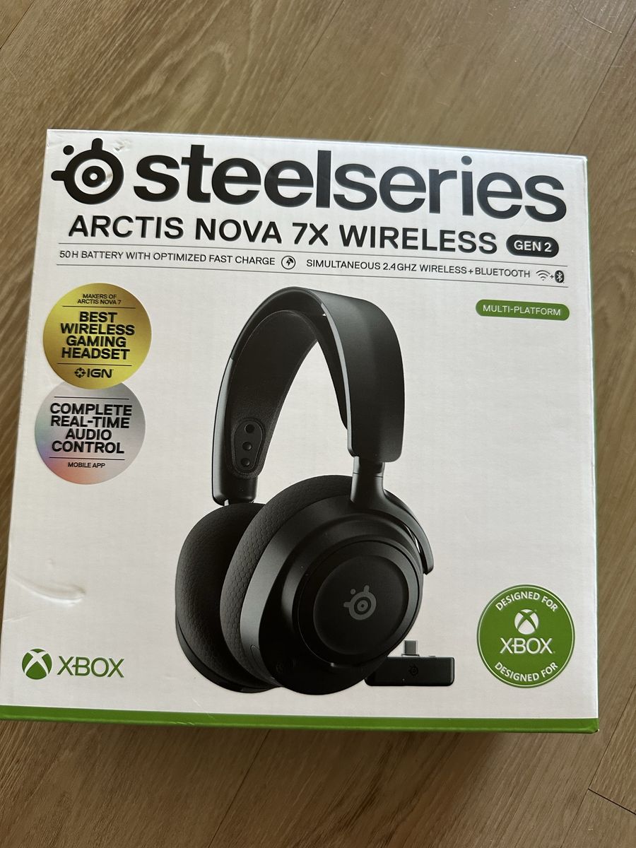 SteelSeries Arctis Nova 7 Wireless Gaming Headset