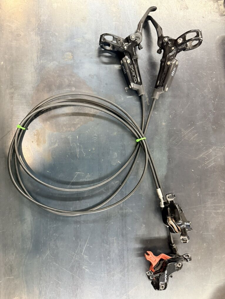 SRAM GUIDE RSC Brake Levers Calipers Lines