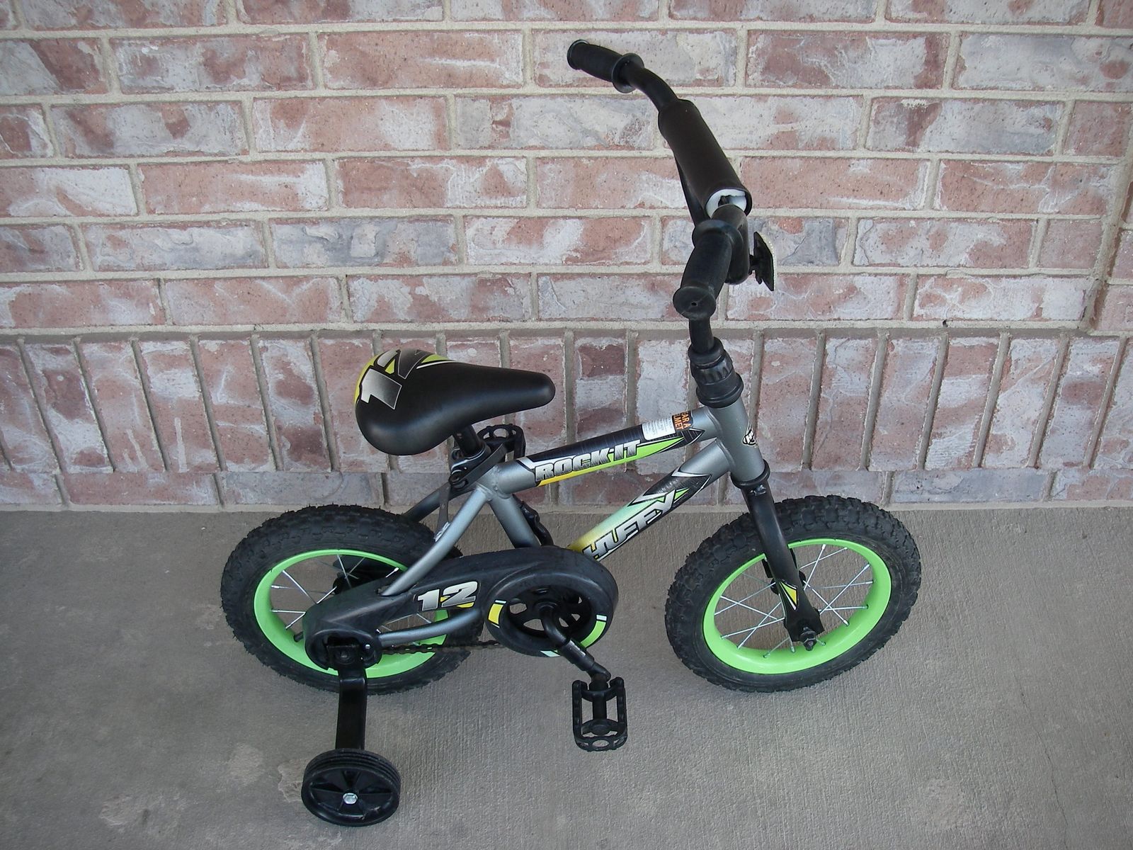 Little Boys 12"  HUFFY ROCK IT BMX Bike,  w/ Training Wheels, 12 Inch