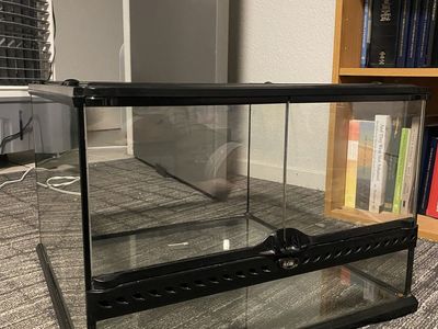 Terrariums And Tanks