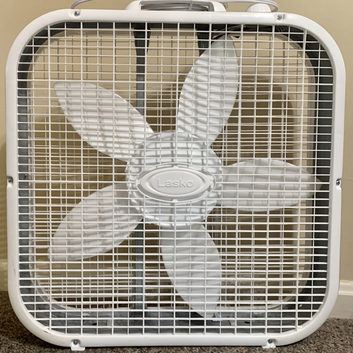 Lasko Box Fan 3 speed
