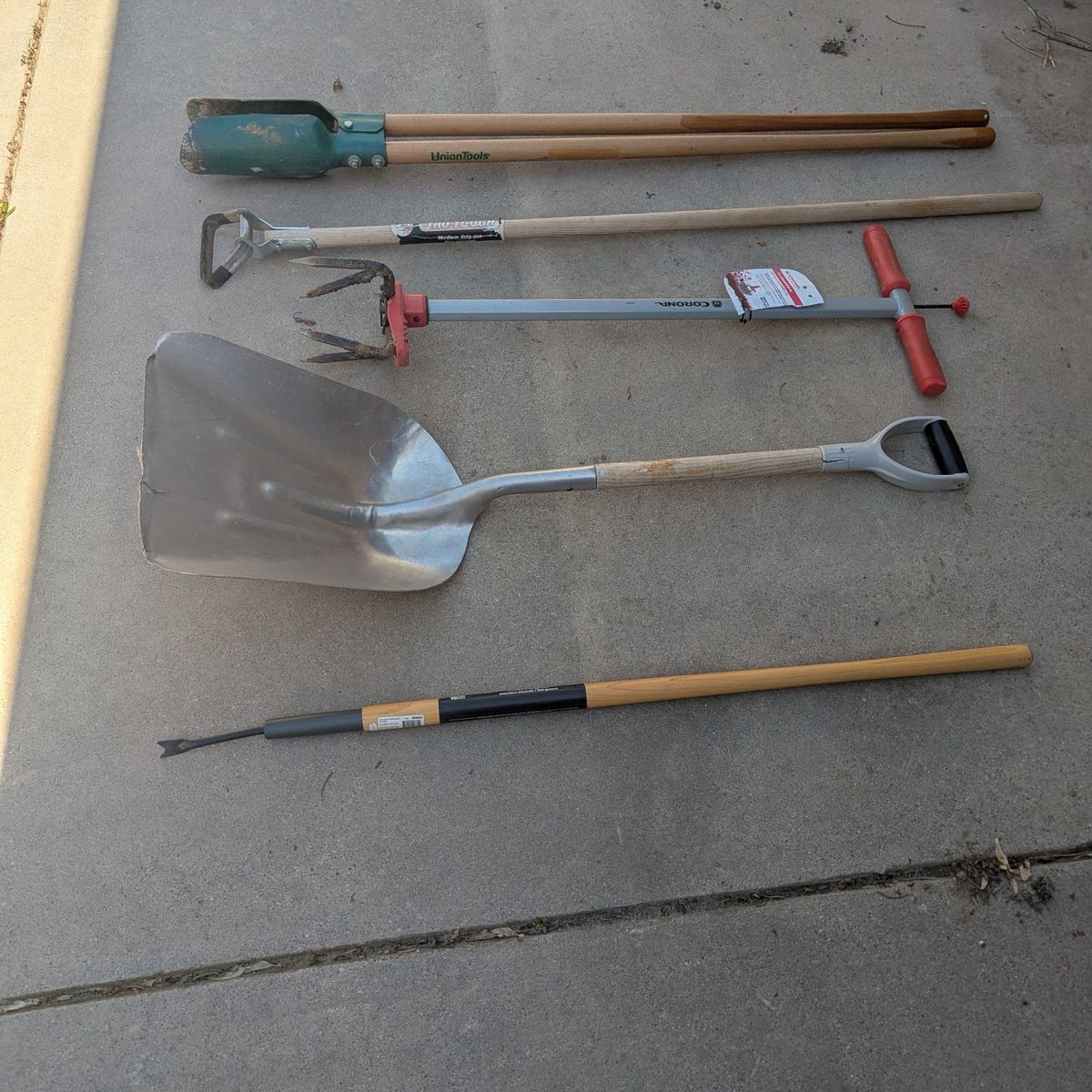 Lot of yard tools