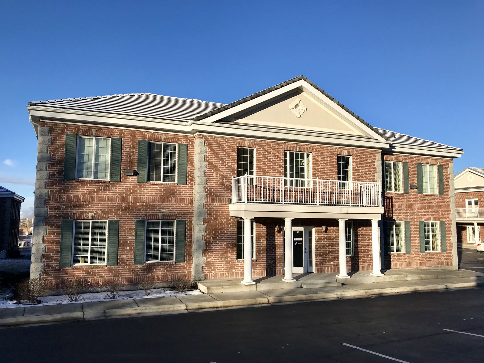 Great location Pleasant Grove office for sale or lease