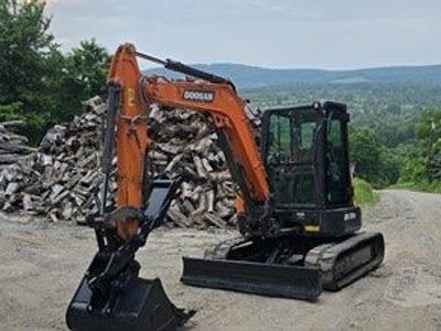 2019 Doosan / Bobcat dx50-5 excavator for sale, only 495 hrs!