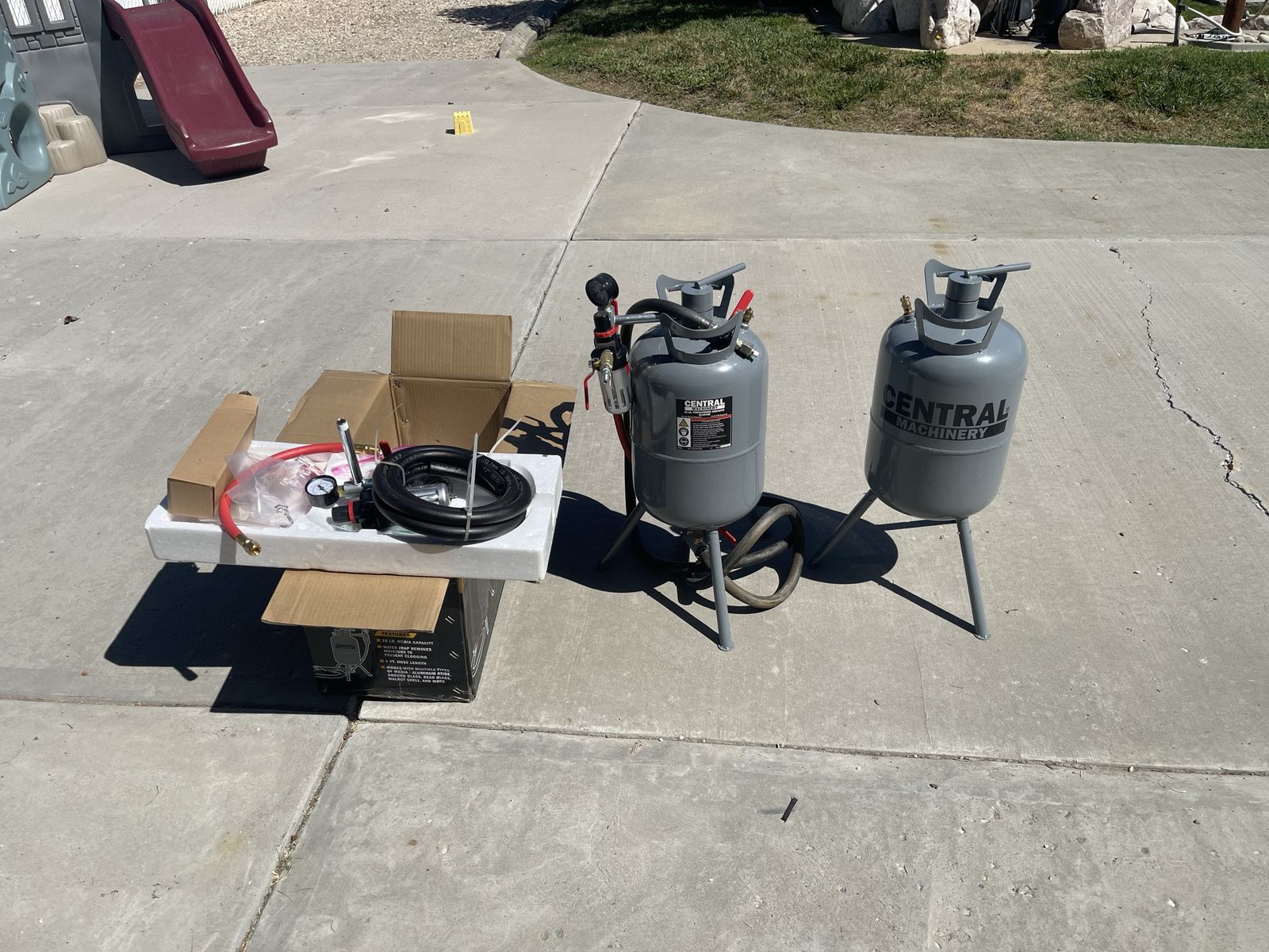 Two Each Central Machinery 20lb Pressurized Abrasive Blaster with Water Trap & 9 ft. Hose