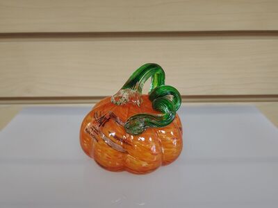 Hand Made Glass Pumpkin Figurine / Accent piece ( NEW ) Orange / Green / Gold. Thanksgiving
