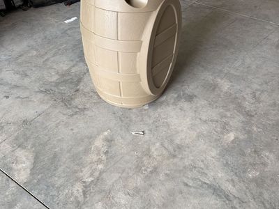 Rain water barrel